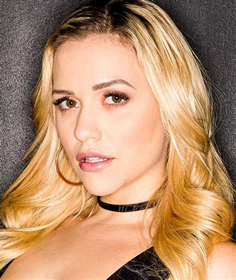 mia malkova noticias|La actriz X Mia Malkova revela todos los entresijos dentro de la ...